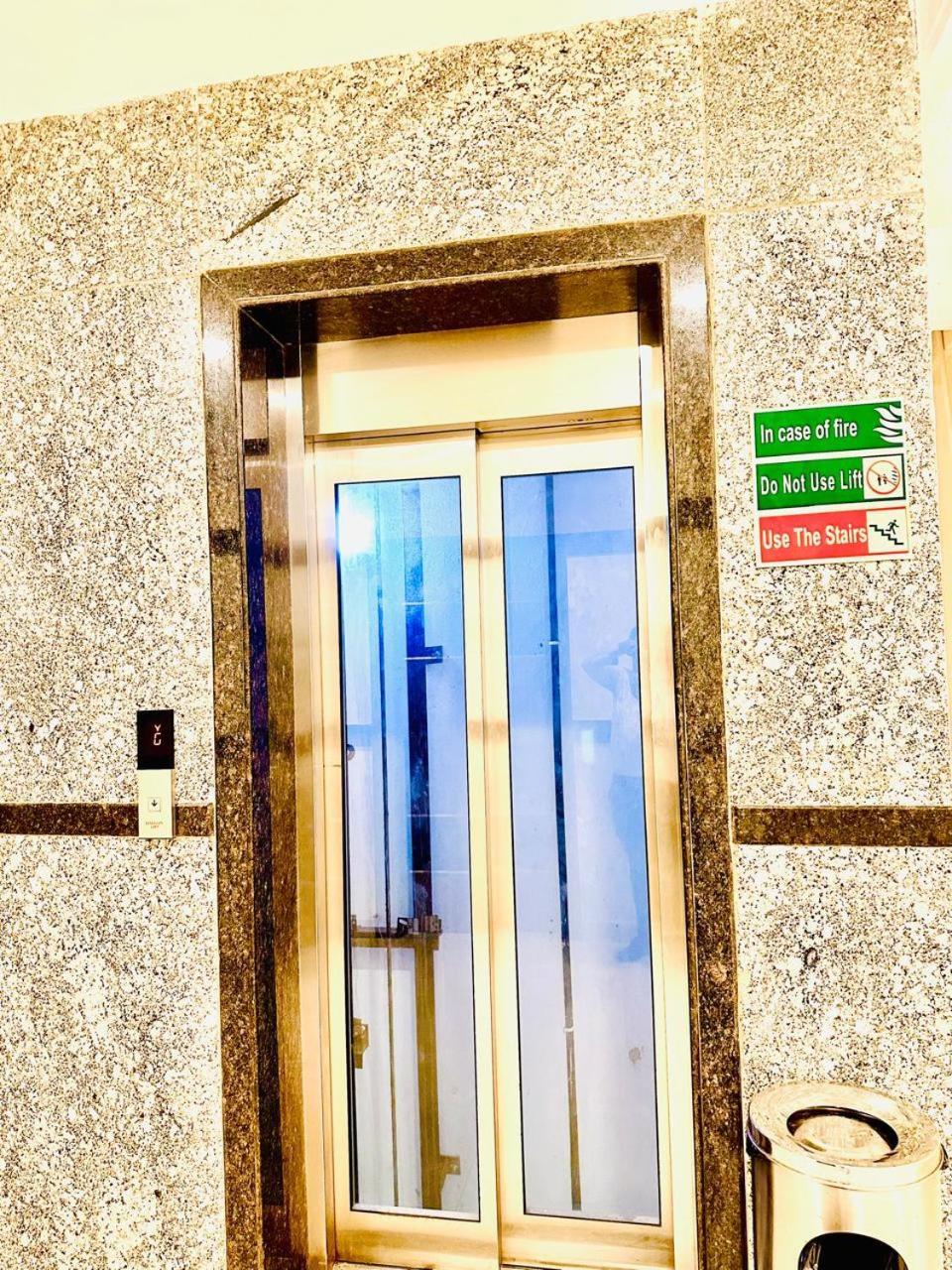 Hotel Sky International- Airport Zone Hyderabad Shamshabad Eksteriør bilde